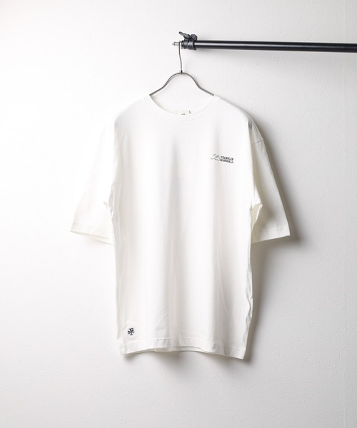 FRANKLIN & MARSHALL(フランクリンマーシャル)の「【SIXSENCERECORD×FRANKLIN & MARSHALL】BACKプリントS/S TEE(Tシャツ/カットソー・レディース・ホワイト/ブラック・LARGE/MEDIUM)」の4枚目の写真