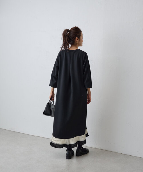 BEARDSLEY（ビアズリー）の「スソプリーツワンピ（ワンピース・レディース・ブラック・FREE）」の4枚目の写真