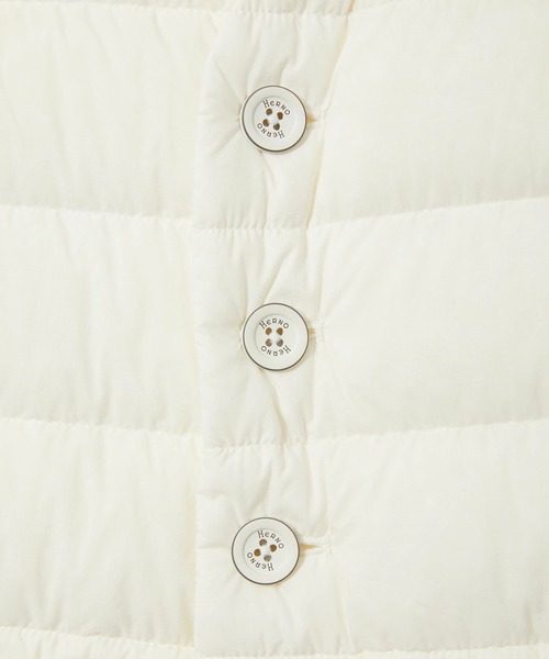 HERNO（ヘルノ）の「HERNO DOWN VEST ヘルノ ダウンベスト（ダウンベスト・メンズ・ブラック/ブルー/グレー系2・44/46/50/48）」の18枚目の写真