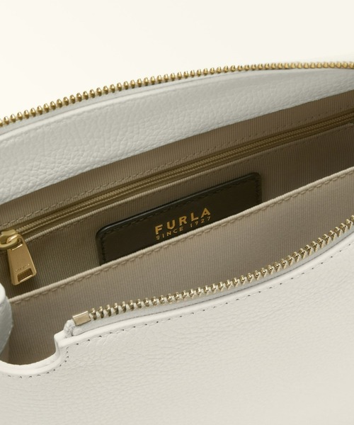 FURLA（フルラ）の「フルラ ヌヴォラ クロスボディバッグ S（ショルダーバッグ・レディース・ライトオリーブ/ダークグレー/ブラック/ライトブルー/コーラル/ライトホワイト/フューシャピンク/グレイッシュブルー/グレイッシュベージュ・ONE SIZE）」の14枚目の写真