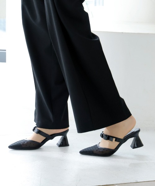 VIVIAN（ヴィヴィアン）の「ポインテッドトゥリボンストラップミュールパンプス　結婚式 二次会 パーティー フォーマル オケージョン（パンプス・レディース・クリアブラック/ブラック系その他2/ホワイト系その他5/ミント・M/L/LL/S）」の16枚目の写真