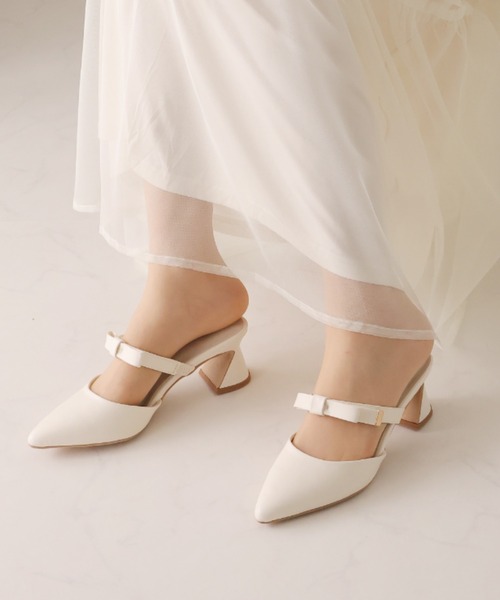 VIVIAN（ヴィヴィアン）の「ポインテッドトゥリボンストラップミュールパンプス　結婚式 二次会 パーティー フォーマル オケージョン（パンプス・レディース・クリアブラック/ブラック系その他2/ホワイト系その他5/ミント・M/L/LL/S）」の5枚目の写真