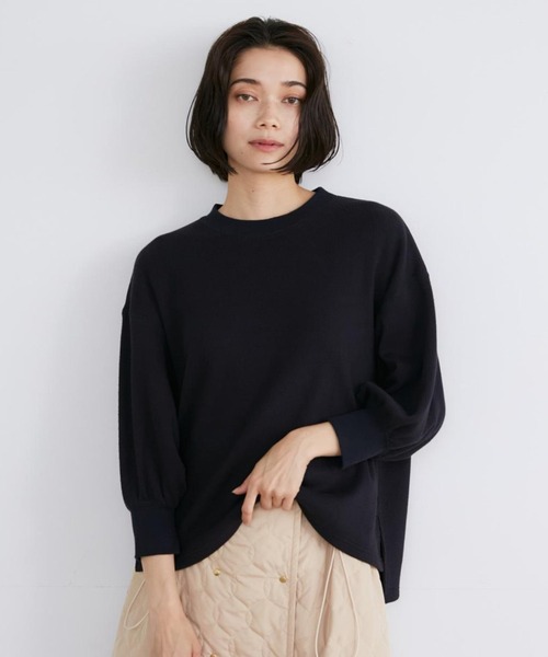 YVON（イヴォン）の「サーマルギャザースリーブプルオーバー（Tシャツ/カットソー・レディース・オフホワイト/ネイビー・9号）」の2枚目の写真