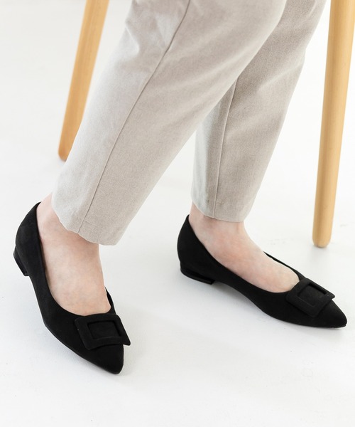 attagirl（アタガール）の「スクエアバックルフラットシューズ（パンプス・レディース・シルバー/アイボリー/ブラック/ベージュ/ガンメタ/ブラック系その他・24.5cm/24.0cm/23.5cm/23.0cm/22.5cm/22.0cm/25.5cm/25.0cm）」の3枚目の写真