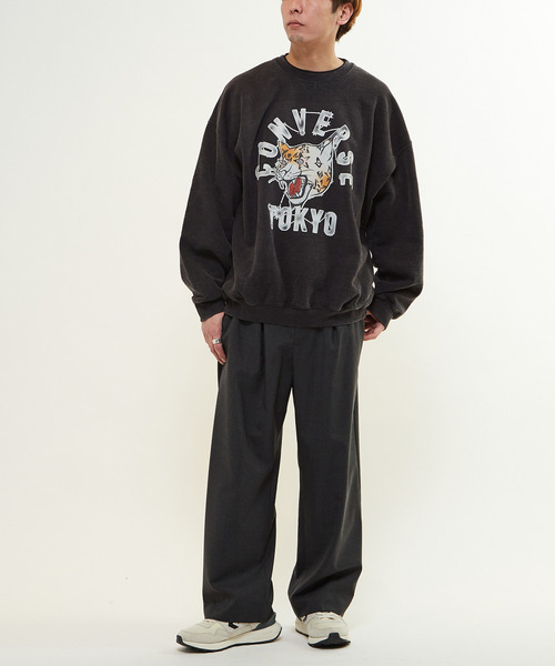 CONVERSE TOKYO（コンバーストウキョウ）の「PIGMENT DYE JAGUAR CONSTELLATION SWEAT（スウェット・レディース・ブラック/杢グレー/イエロー・SMALL/MEDIUM）」の13枚目の写真