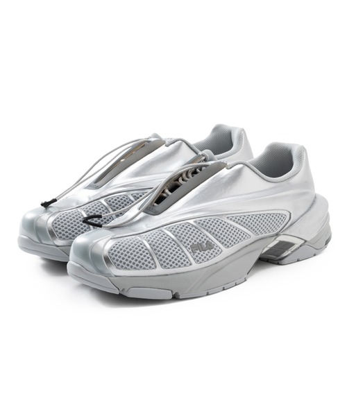 FILA(フィラ)の「REPLICA 2002(スニーカー・レディース・シルバー・27.5cm/27.0cm/26.5cm/26.0cm/25.5cm/25.0cm/24.5cm/24.0cm/23.5cm/23.0cm/29.0cm/28.0cm)」の8枚目の写真