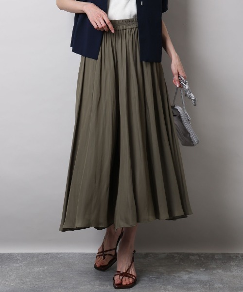 MK MICHEL KLEIN（エムケーミッシェルクラン）の「サテンガウチョパンツ/接触冷感/洗える（その他パンツ・レディース・ブルー/ライトグレー/ネイビー/ラベンダー/ダークグレー/ライトブラウン/カーキ/ミント/ライトブルー/ダークカーキ/ダークネイビー/カリビアンブルー/ベージュ/モカ/ピンク/ブルーグリーン/ライトベージュ・38）」の9枚目の写真