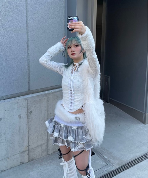 XU（エックスユー）の「【Never mind the XU】front hook lace cardigan / 【ネバーマインド ザ エックスユー】フロントフックレース長袖カーディガン（カーディガン/ボレロ・レディース・ホワイト/ブラック・ONE SIZE）」の11枚目の写真