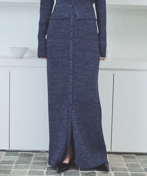 AIC.（エーアイシー）の「メランジニットロングスカート（スカート・レディース・イエロー/グレー/ブルー・MEDIUM/MT）」の2枚目の写真