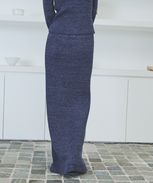 AIC.（エーアイシー）の「メランジニットロングスカート（スカート・レディース・イエロー/グレー/ブルー・MEDIUM/MT）」の21枚目の写真