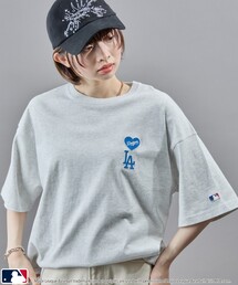MLB/メジャーリーグベースボール 別注 MLB ハートロゴ刺繍Tシャツ(限定展開)
