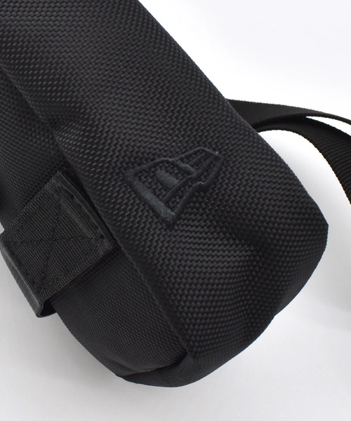 NEW ERA（ニューエラ）の「【ムラサキスポーツ別注】NEW ERA/ニューエラ ショルダーバック SHOULDER POUCH MS BLK 14699377（ショルダーバッグ・メンズ・ブラック・FREE）」の14枚目の写真