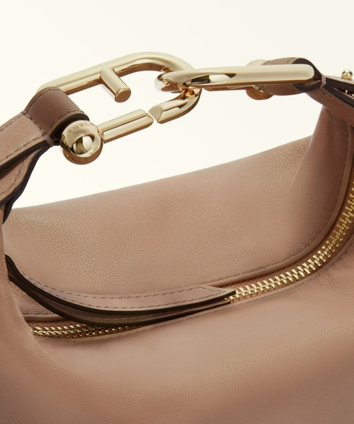 FURLA(フルラ)の「フルラ ヌヴォラ ミニハンドバッグ(ハンドバッグ・レディース・ペールイエロー/ホワイト/グレイッシュベージュ/ライトベージュ/ブラック/ブルーグレー・ONE SIZE)」の16枚目の写真