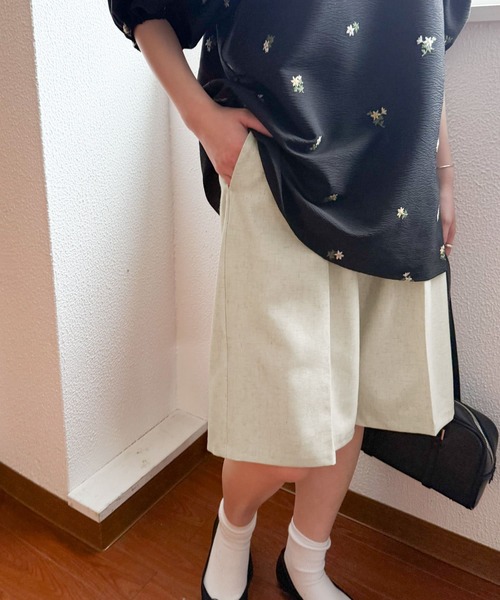 URBAN RESEARCH DOORS（アーバンリサーチドアーズ）の「『セットアップ対応』 ワンタックハーフパンツ（その他パンツ・レディース・ナチュラル/グレー・MEDIUM）」の9枚目の写真