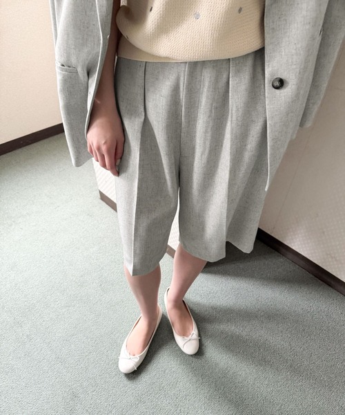 URBAN RESEARCH DOORS（アーバンリサーチドアーズ）の「『セットアップ対応』 ワンタックハーフパンツ（その他パンツ・レディース・ナチュラル/グレー・MEDIUM）」の15枚目の写真