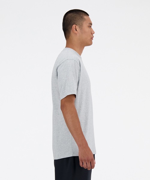 NEW BALANCE(ニューバランス)の「Sport Essentials ショートスリーブTシャツ(Tシャツ/カットソー・メンズ・ライトグレー・SMALL/MEDIUM/LARGE/X-LARGE/XX-LARGE)」の2枚目の写真