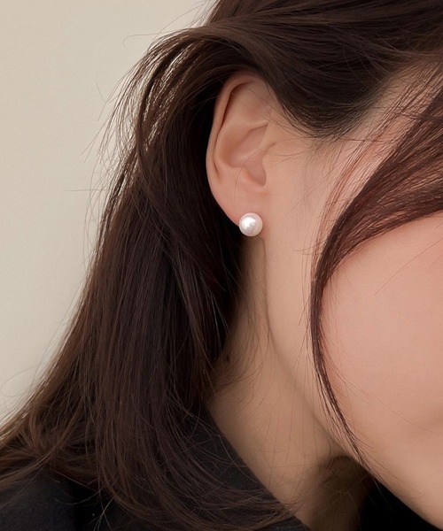 blackdia ocean(ブラックダイヤオーシャン)の「blackdia ocean ワンパールピアス/イヤリング(ピアス(両耳用)・レディース・ゴールド/ゴールド系その他・#10/#12/#8)」の1枚目の写真