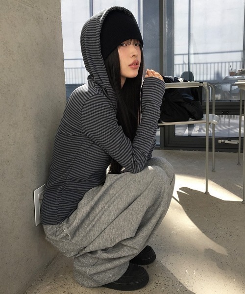 バック切替タックワイドトレーニングパンツ（スウェットパンツ