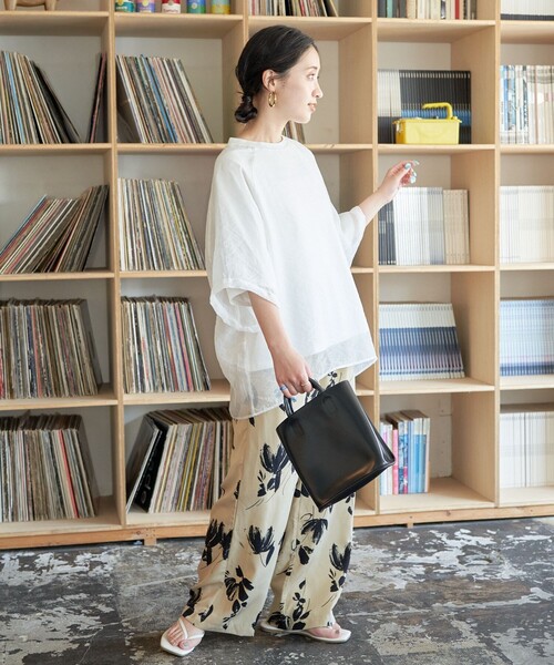 FREAK'S STORE(フリークスストア)の「限定展開 オーガンジー×カットソー 重ね ラグラン 半袖 Tシャツ(Tシャツ/カットソー・レディース・ブラック/ブルーグレー/オフホワイト/ナチュラル/ベージュ/ネイビー/コーラルピンク/ライトグリーン/ピンク・フリ-)」の21枚目の写真