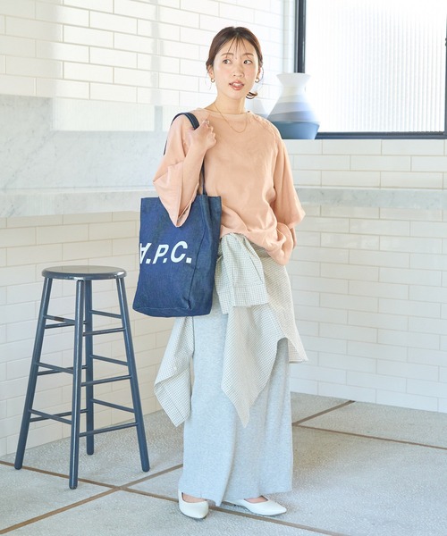 FREAK'S STORE(フリークスストア)の「限定展開 オーガンジー×カットソー 重ね ラグラン 半袖 Tシャツ(Tシャツ/カットソー・レディース・ブラック/ブルーグレー/オフホワイト/ナチュラル/ベージュ/ネイビー/コーラルピンク/ライトグリーン/ピンク・フリ-)」の14枚目の写真