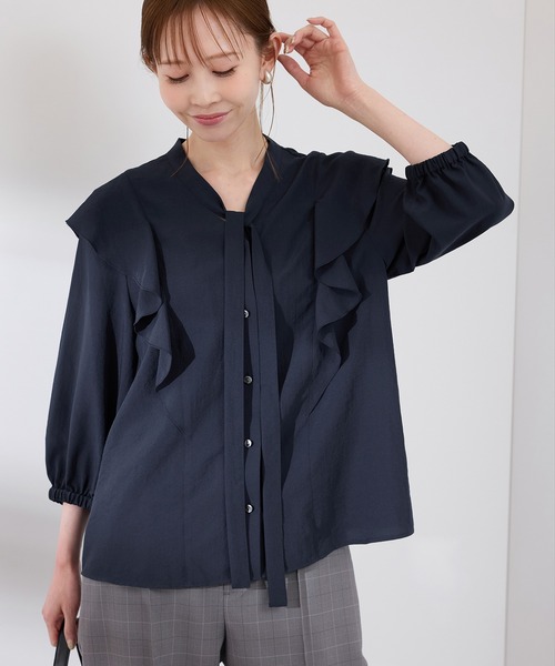 ROPE' PICNIC(ロペピクニック)の「ラッフルリボンデザインシャツ(シャツ/ブラウス・レディース・ネイビー/オフホワイト/ピンク系その他/ブルー・38)」の13枚目の写真