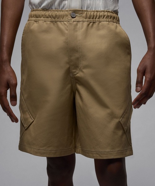 JORDAN BRAND(ジョーダンブランド)の「JORDAN BRAND M J ESS STMT CHI SHORT / ジョーダンブランド ジョーダン ESS STMT CHI ショート / NIKE【SP】(その他パンツ・メンズ・ブラック/オリーブ/ベージュ・S/M/L/XL/XXL)」の2枚目の写真