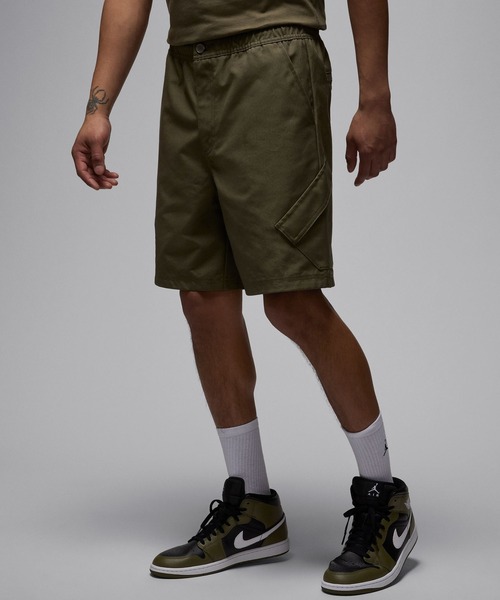 JORDAN BRAND(ジョーダンブランド)の「JORDAN BRAND M J ESS STMT CHI SHORT / ジョーダンブランド ジョーダン ESS STMT CHI ショート / NIKE【SP】(その他パンツ・メンズ・ブラック/オリーブ/ベージュ・S/M/L/XL/XXL)」の4枚目の写真