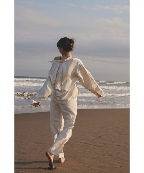 ALEXIA STAM(アリシアスタン)の「Satin Pants/ サテンパンツ(その他パンツ・レディース・アイボリー/ブラック・S/M)」の9枚目の写真