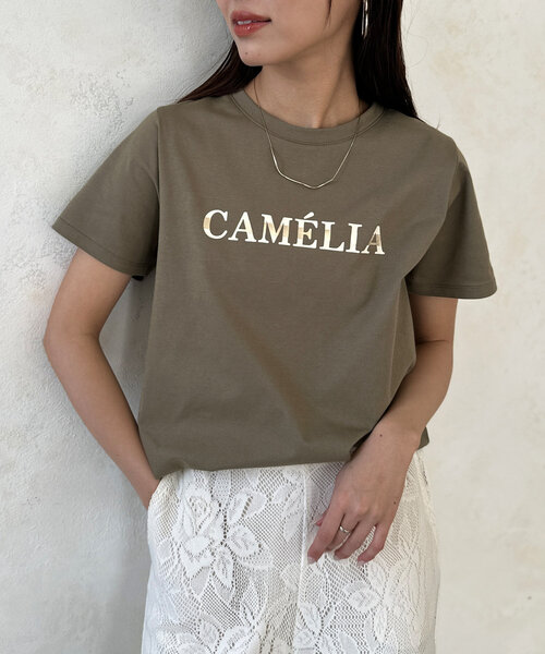 Chez toi（シェトワ）の「箔ラインロゴTシャツ（Tシャツ/カットソー・レディース・ブラック/グレイッシュベージュ/オリーブ/オフホワイト・FREE）」の4枚目の写真