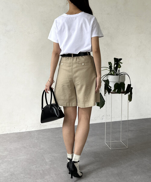 Chez toi（シェトワ）の「箔ラインロゴTシャツ（Tシャツ/カットソー・レディース・ブラック/グレイッシュベージュ/オリーブ/オフホワイト・FREE）」の19枚目の写真