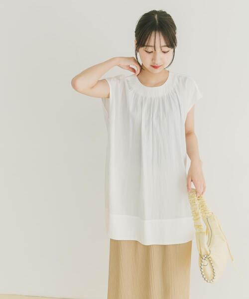 ITEMS URBANRESEARCH(アイテムズ アーバンリサーチ)の「サイドスリットフレンチブラウス(シャツ/ブラウス・レディース・ネイビー/オフホワイト/レッド系その他・FREE)」の15枚目の写真