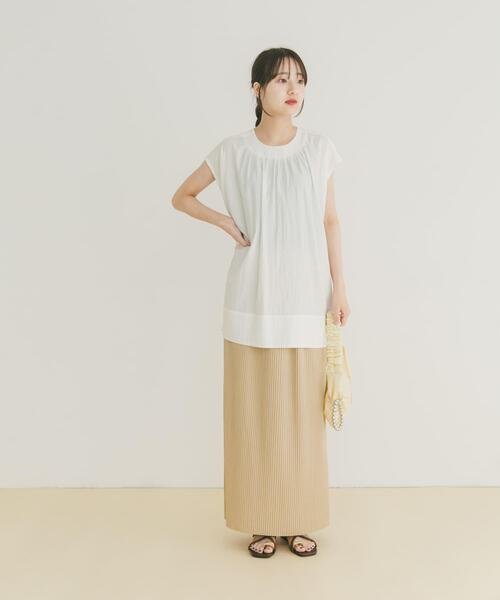 ITEMS URBANRESEARCH(アイテムズ アーバンリサーチ)の「サイドスリットフレンチブラウス(シャツ/ブラウス・レディース・ネイビー/オフホワイト/レッド系その他・FREE)」の17枚目の写真