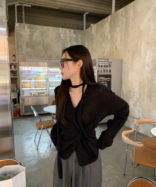 VIBGYOR（ヴィブジョー）の「【LAMPOON】ストールセットカーディガン（カーディガン/ボレロ・レディース・ブラック/グレー・FREE）」の5枚目の写真