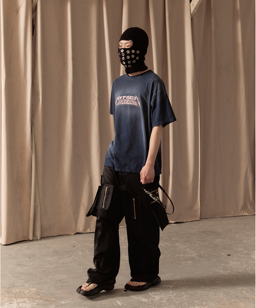 LIBERE(リベーレ)の「LIBERE リベーレ / WASHED T-SHIRT バンドプリントウォッシュドビッグシルエットTシャツ / 251218-251219(Tシャツ/カットソー・メンズ・ブルー系その他/ブラック・LARGE/MEDIUM/SMALL)」の4枚目の写真