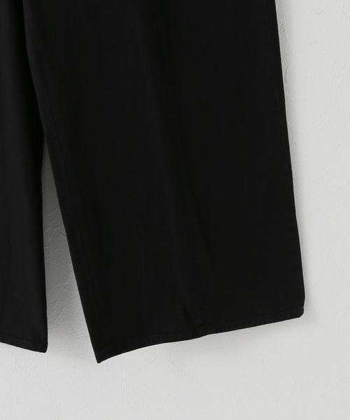 Spick & Span(スピックアンドスパン)の「コットンツイルガーメントダイサロペット(サロペット/オーバーオール・レディース・ブラック/ベージュ・38/36)」の9枚目の写真