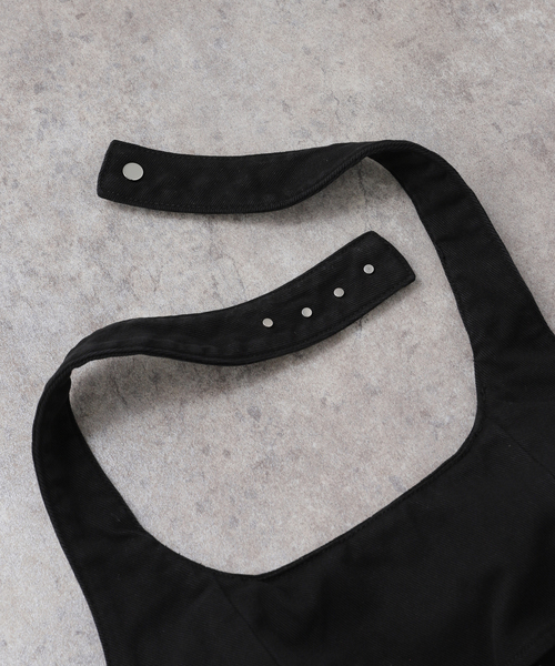 Spick & Span(スピックアンドスパン)の「コットンツイルガーメントダイサロペット(サロペット/オーバーオール・レディース・ブラック/ベージュ・38/36)」の11枚目の写真