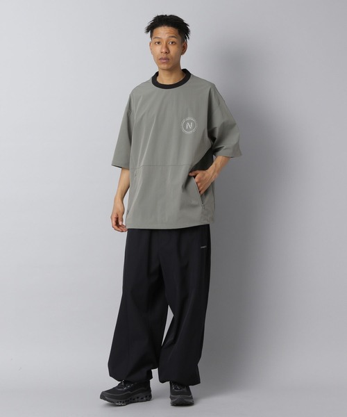 NUMERALS（ヌメラルズ）の「【NUMERALS】ライトシェルプルオーバー（Tシャツ/カットソー・メンズ・グレー/カーキ/ブラック・MEDIUM/LARGE）」の4枚目の写真