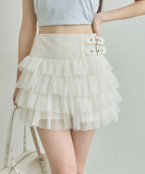 OLIVE des OLIVE（オリーブデオリーブ）の「ダブルバックルフリルスカート（スカート・レディース・オフホワイト/アイボリー/チャコールグレー・FREE）」の2枚目の写真