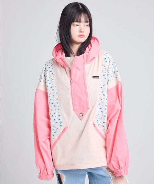 Little sunny bite（リトルサニーバイト）の「littlesunnybite/リトルサニーバイト/nylon hoodie pull over（パーカー・レディース・ブルー/ブラック/ピンク・S/M）」の3枚目の写真