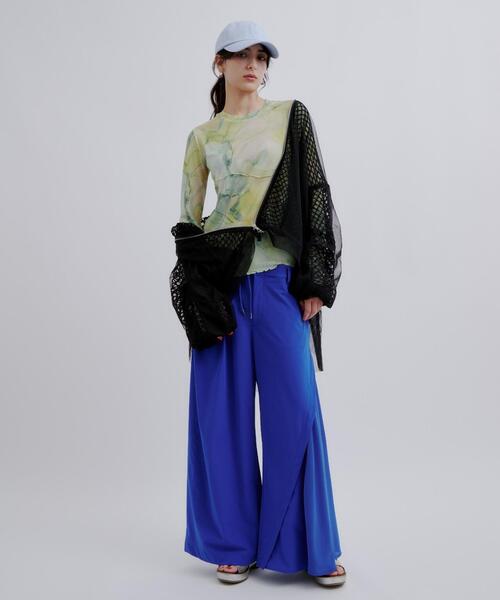 AULA AILA(アウラアイラ)の「AULA AILA(アウラ アイラ)別注バックプリーツメッシュフーディ(パーカー・レディース・ブラック/ホワイト・0)」の6枚目の写真