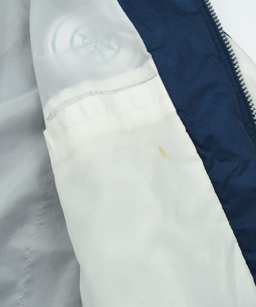 VINTAGE(ヴィンテージ)の「【ヴィンテージ古着】Y2K PRO PLAYER“MLB Seattle Mariners” ナイロン トラックジャケット(ナイロンジャケット・メンズ・ネイビー・X-LARGE)」の3枚目の写真