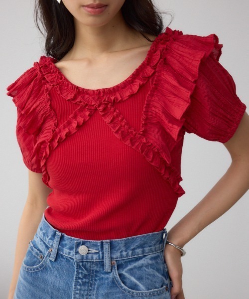 AZUL by moussy(アズールバイマウジー)の「コンビネーション2WAYフリルトップス(Tシャツ/カットソー・レディース・レッド/アイボリー/ブラック・FREE)」の1枚目の写真