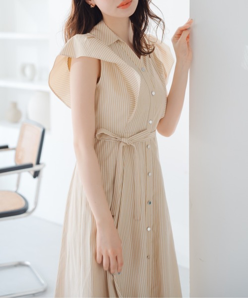 MISCH MASCH(ミッシュマッシュ)の「ラメストライプシャツワンピース(シャツワンピース・レディース・ベージュ/ブルー・S/M)」の18枚目の写真