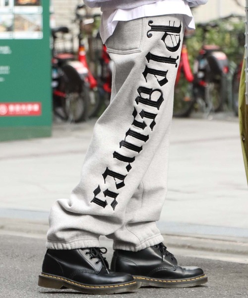 PLEASURES(プレジャー)の「PLEASURES/プレジャーズ Burnout Sweat Pants スウェットパンツ ワイド リラックス(スウェットパンツ・メンズ・グレー・S)」の15枚目の写真