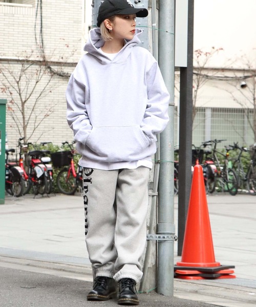 PLEASURES(プレジャー)の「PLEASURES/プレジャーズ Burnout Sweat Pants スウェットパンツ ワイド リラックス(スウェットパンツ・メンズ・グレー・S)」の14枚目の写真