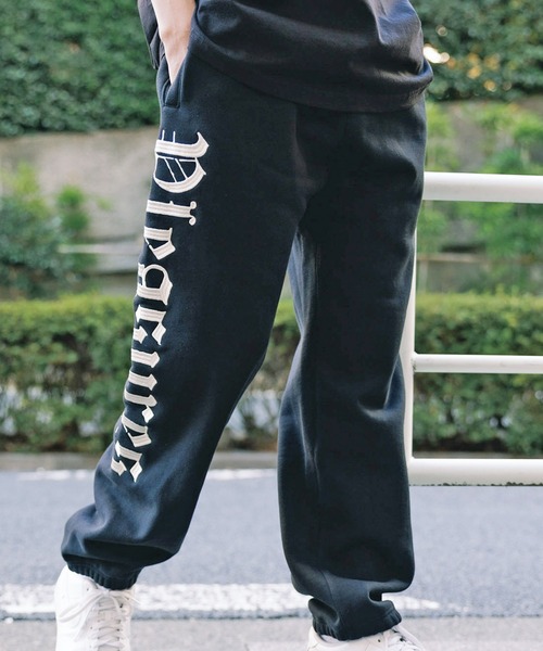 PLEASURES(プレジャー)の「PLEASURES/プレジャーズ Burnout Sweat Pants スウェットパンツ ワイド リラックス(スウェットパンツ・メンズ・グレー・S)」の2枚目の写真