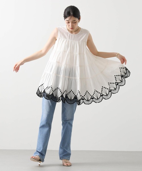今期新品Gready Brilliantスカラ刺繍ティアードノースリーブブラウス Gready Brilliantスカラ刺繍ティアードノースリーブブラウス