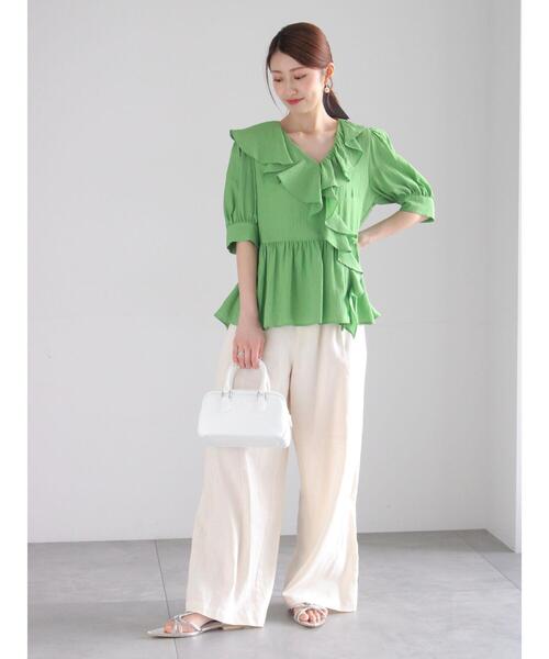 Te chichi（テチチ）の「ラッフルフリルアシメブラウス《2025summer catalog item》（シャツ/ブラウス・レディース・グリーン/オフホワイト/ブラック・F）」の18枚目の写真
