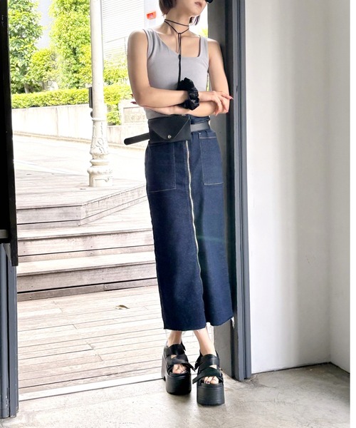 R&E（アールアンドイー）の「【R&E】ループベルクロストラップ厚底サンダル（サンダル・レディース・ブラック/ベージュ/ホワイト・S/M/L/LL）」の10枚目の写真