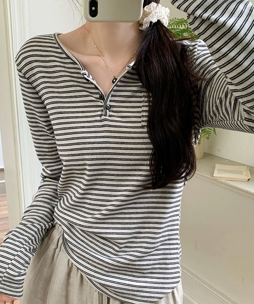 MEMECLE(メメクル)の「【 MEMECLE / メメクル 】ヘンリーネック ボーダーカットソー(Tシャツ/カットソー・レディース・アイボリー/ブラック・M/L/S)」の11枚目の写真